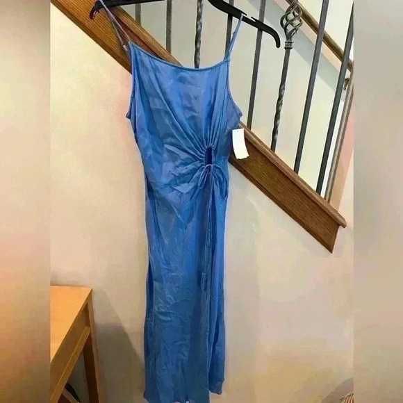 FARM Rio Cutout Slipdress - Picture 3 of 5